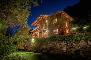 SUITE | View from room