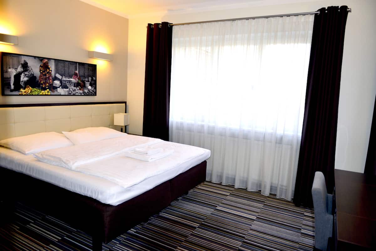 Ropa de cama hipoalergénica y artículos del minibar gratis