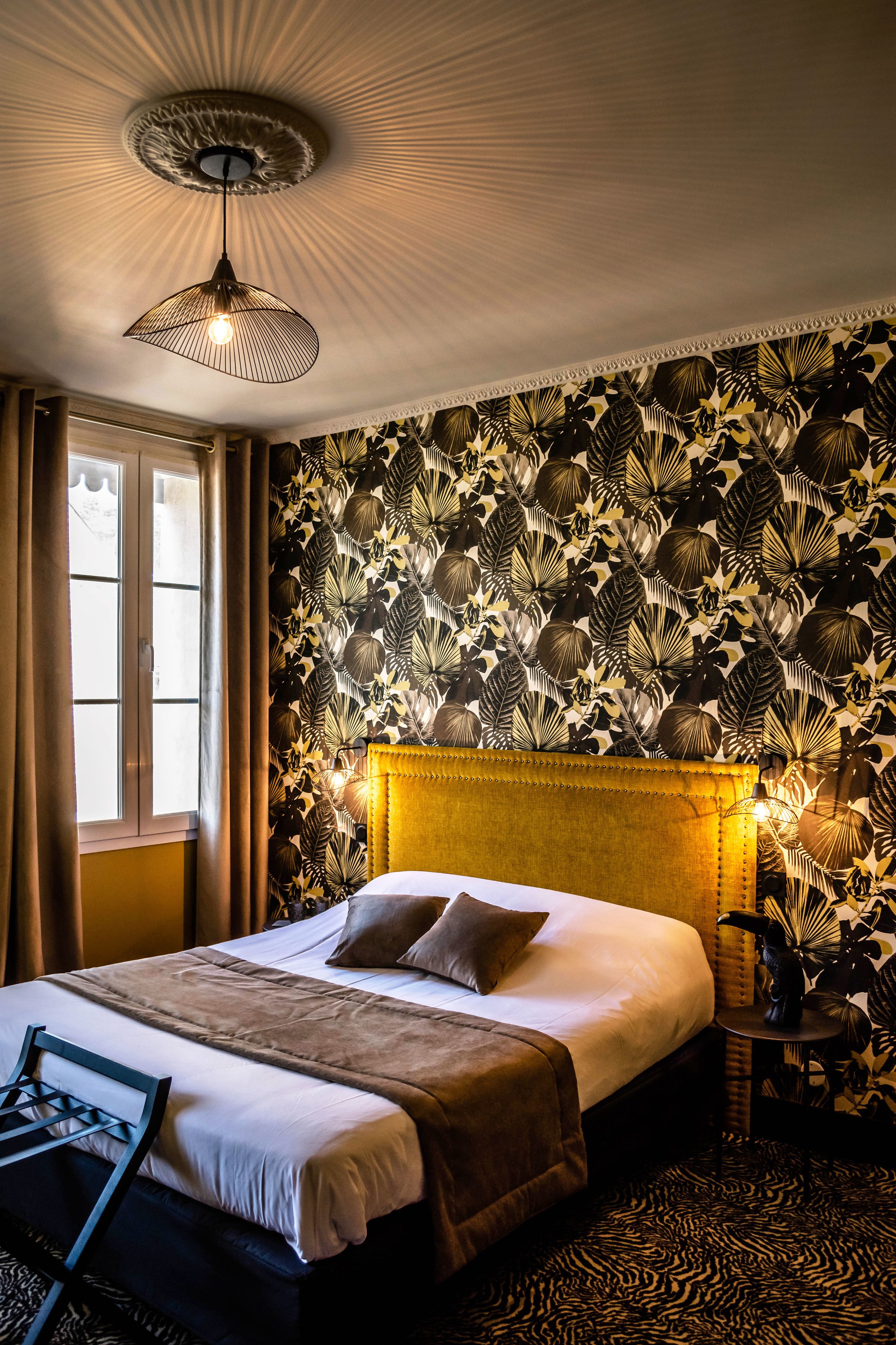 large superior double room  | 1 bedroom, blackout curtains, free wifi, bed sheets