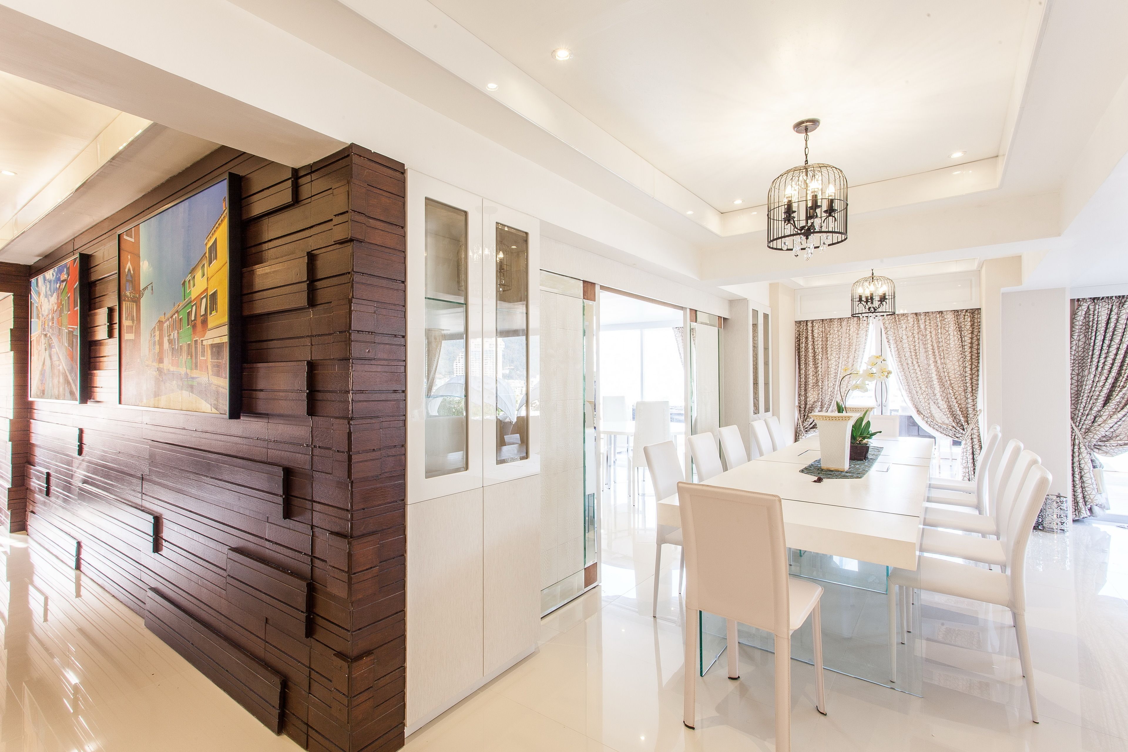 Luxury Penthouse 4 Bedroom | In-room safe, desk, laptop workspace, blackout curtains