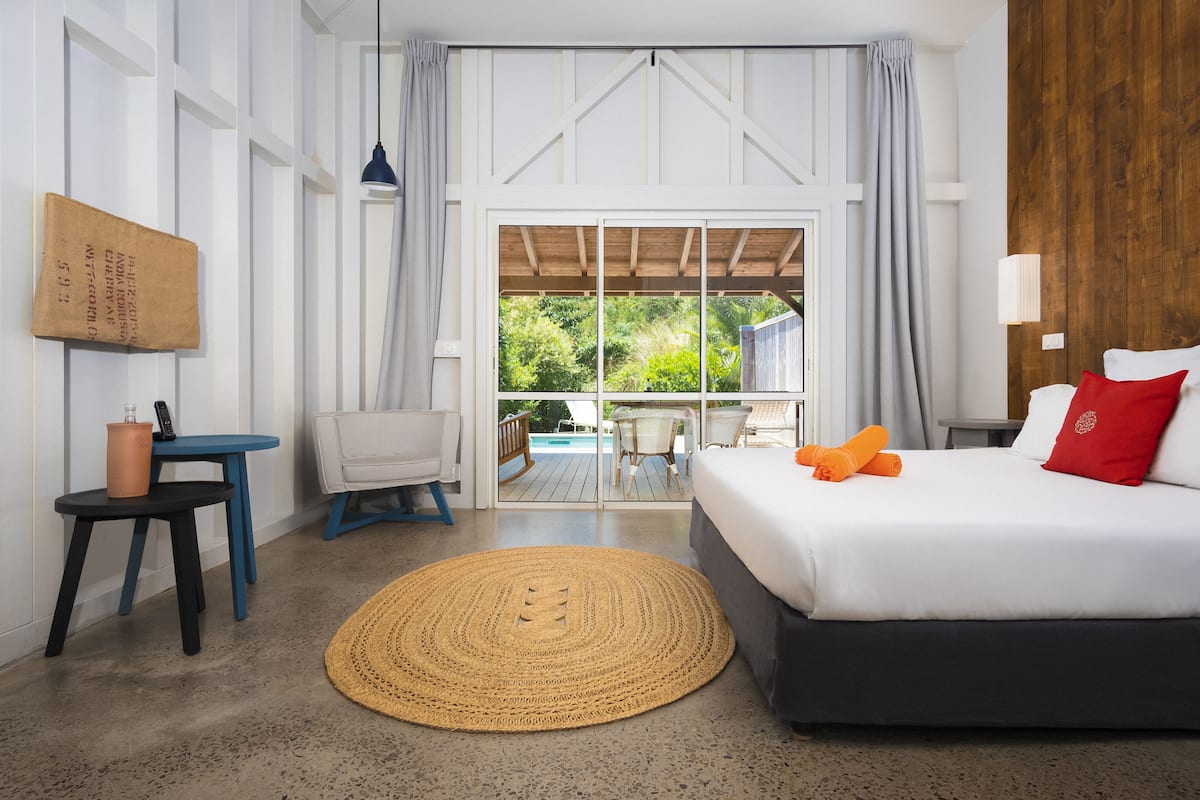 Premium bedding, pillowtop beds, minibar (some free items), in-room safe