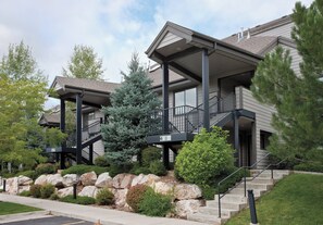 Property entrance - WorldMark Wolf Creek (Eden)