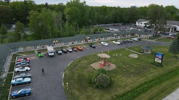 Vista frontal de la propiedad