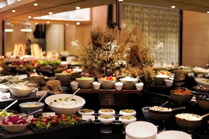 Daily buffet breakfast (EUR 38 per person)