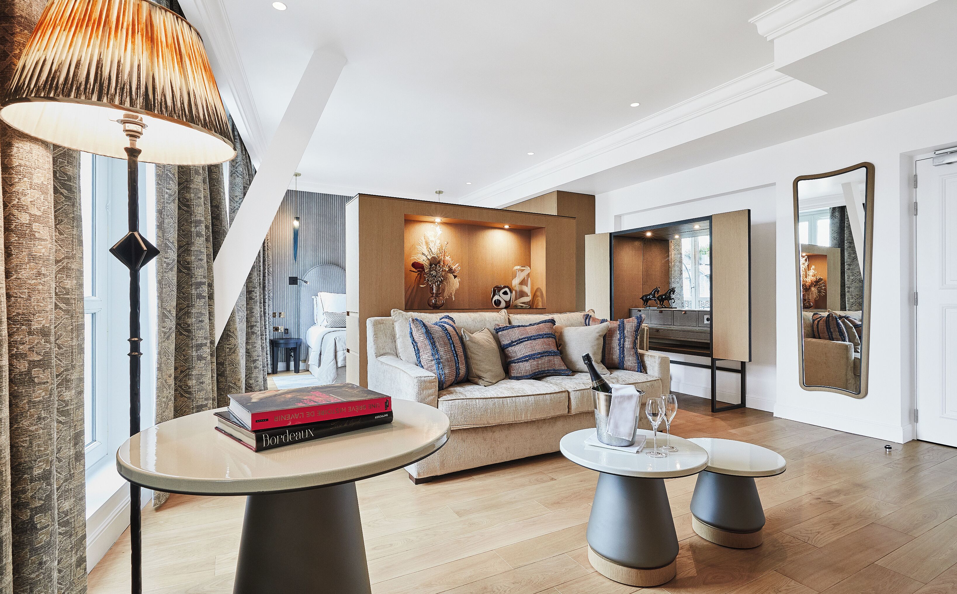 junior suite (prestige) | living area | 30-inch tv with cable channels, dvd player, toys