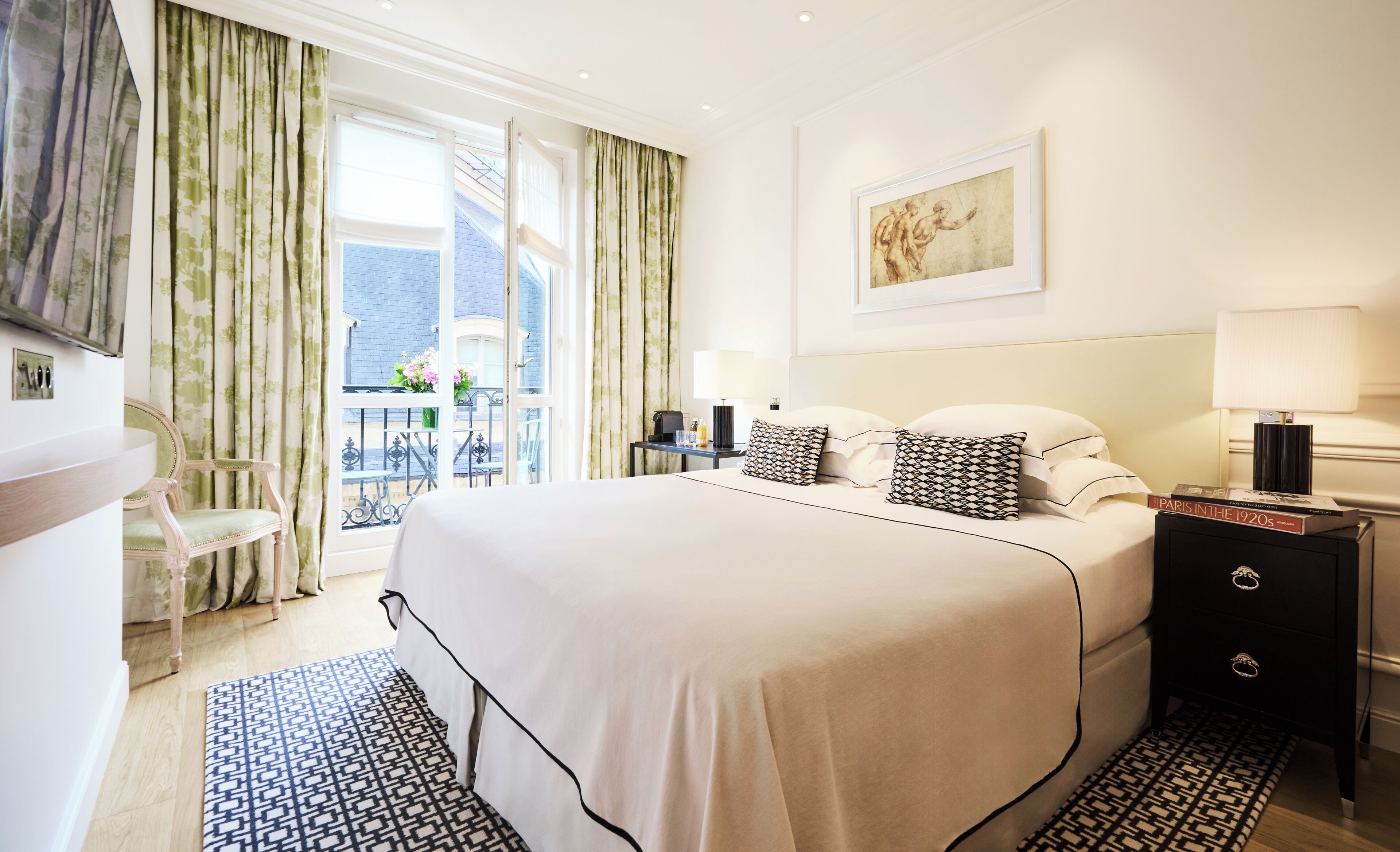 Kamar Superior, balkon | Seprai premium, selimut bulu angsa, bantalan ekstra lembut, dan minibar