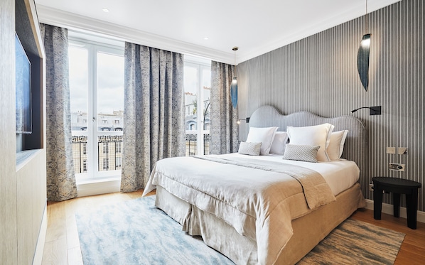 Suite Junior (Prestige) | Biancheria da letto di alta qualità, copriletto in piuma