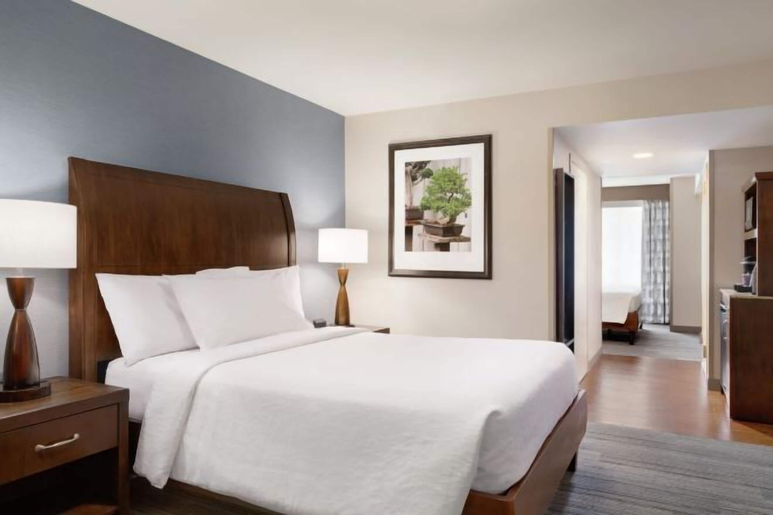 In-room safe, desk, laptop workspace, iron/ironing board