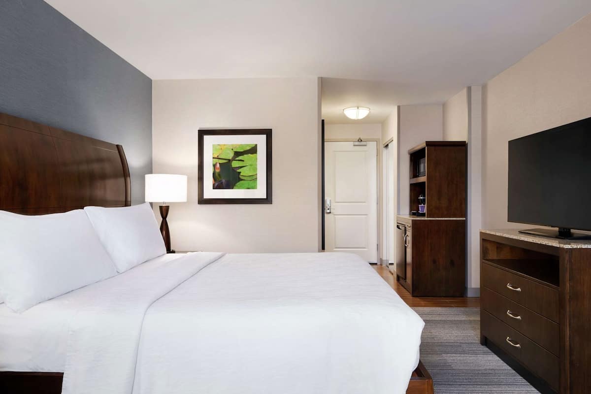 In-room safe, desk, laptop workspace, iron/ironing board