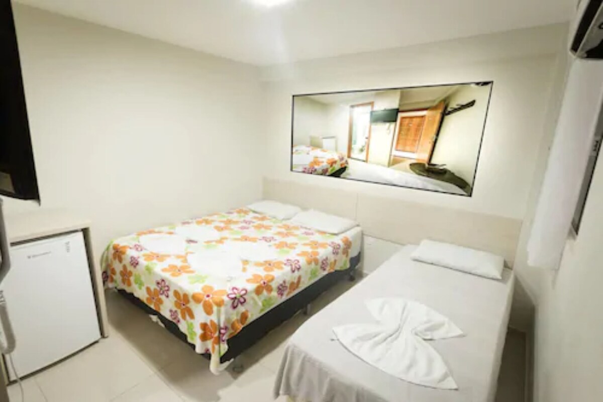 Minibar, WiFi (free), bed sheets