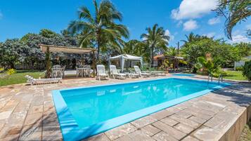 3 outdoor pools, open 8:00 AM to 8:00 PM, pool umbrellas, pool loungers