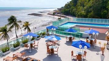 Breakfast, lunch, dinner served; international cuisine