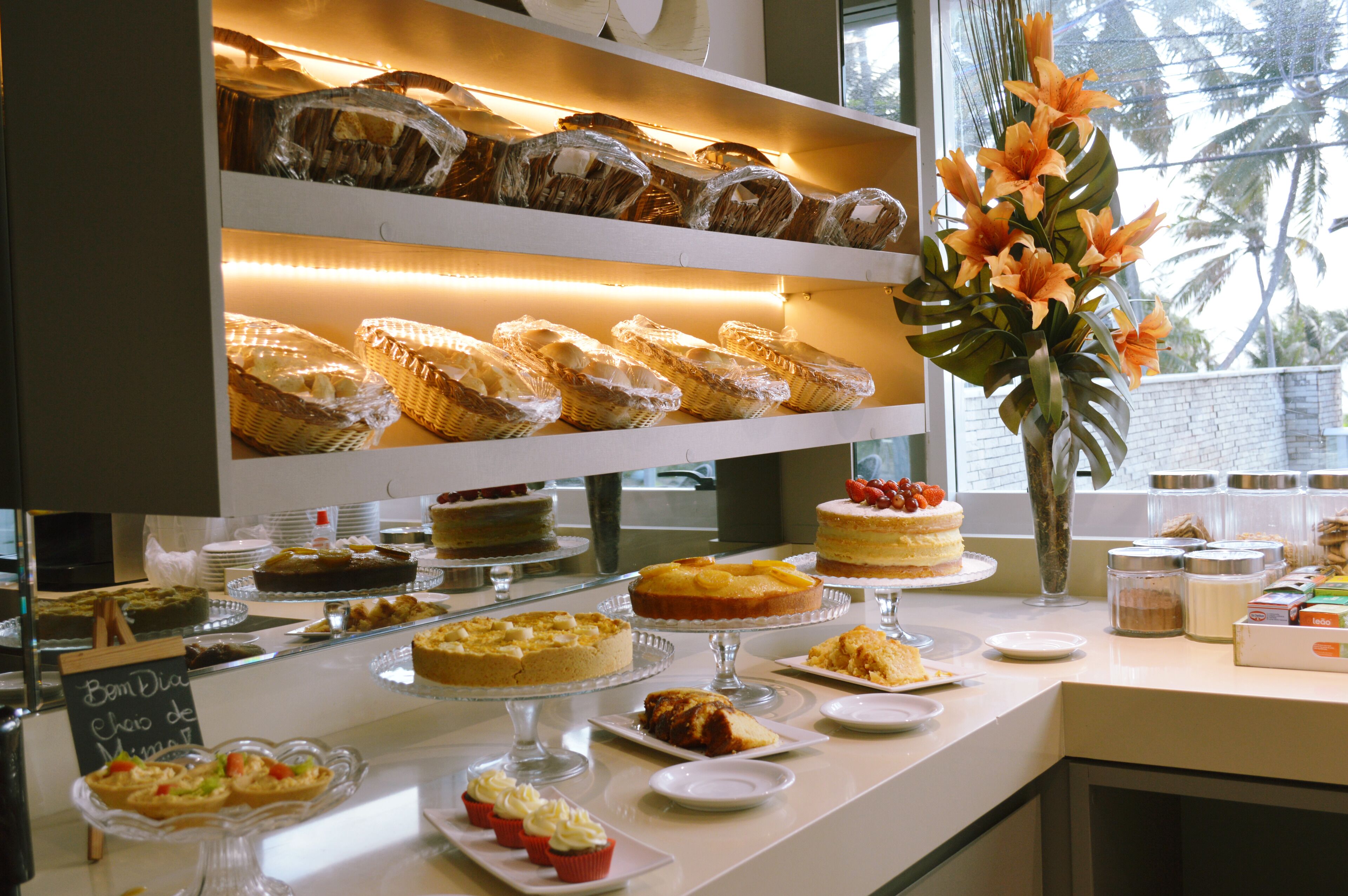 Daily full breakfast (BRL 45 per person)