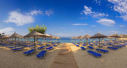 Lagomandra Beach Hotel