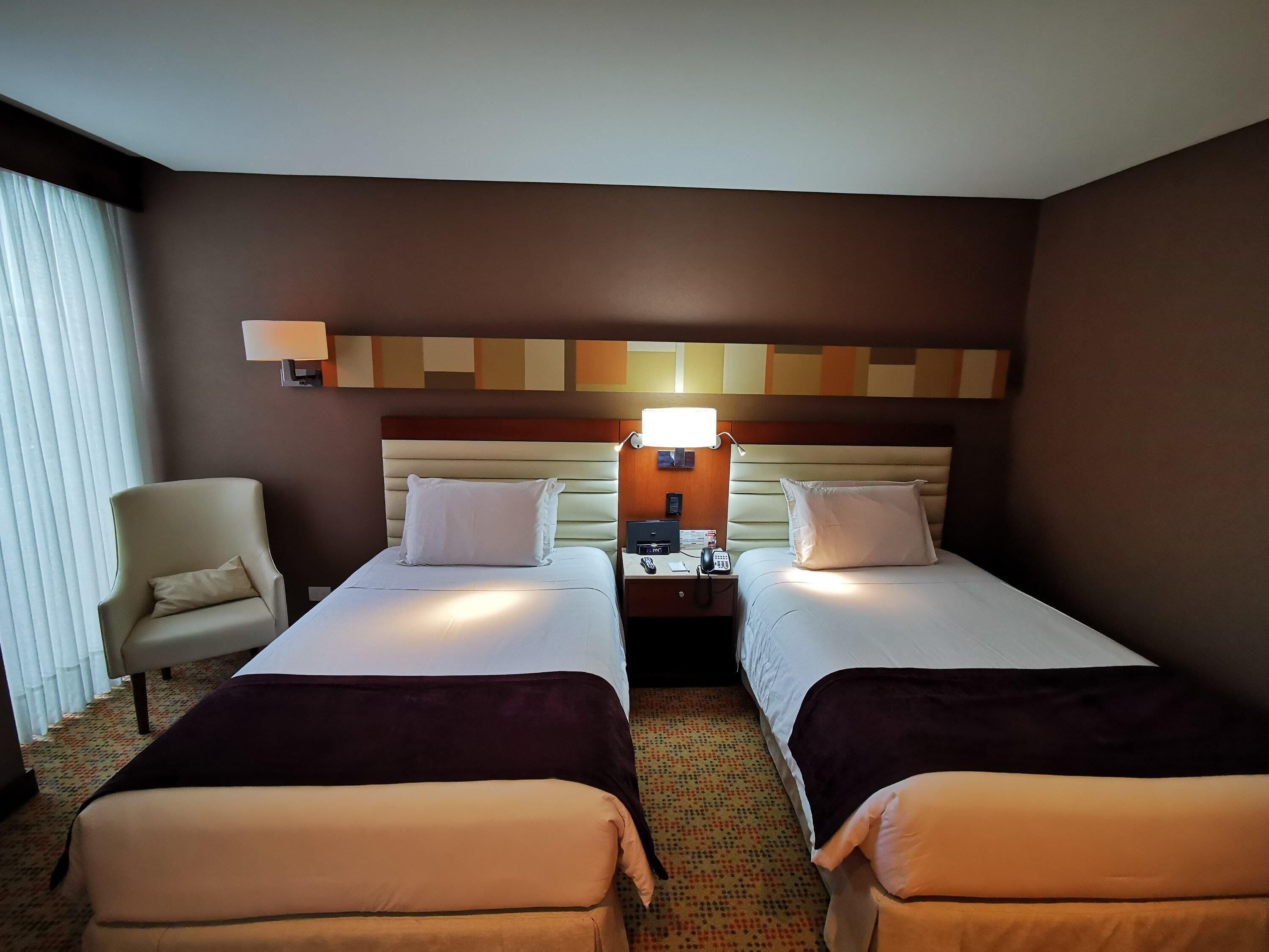 Standard Room, 2 Twin Beds | Premium bedding, down comforters, in-room safe, soundproofing