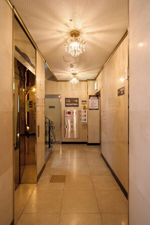 内部エントランス