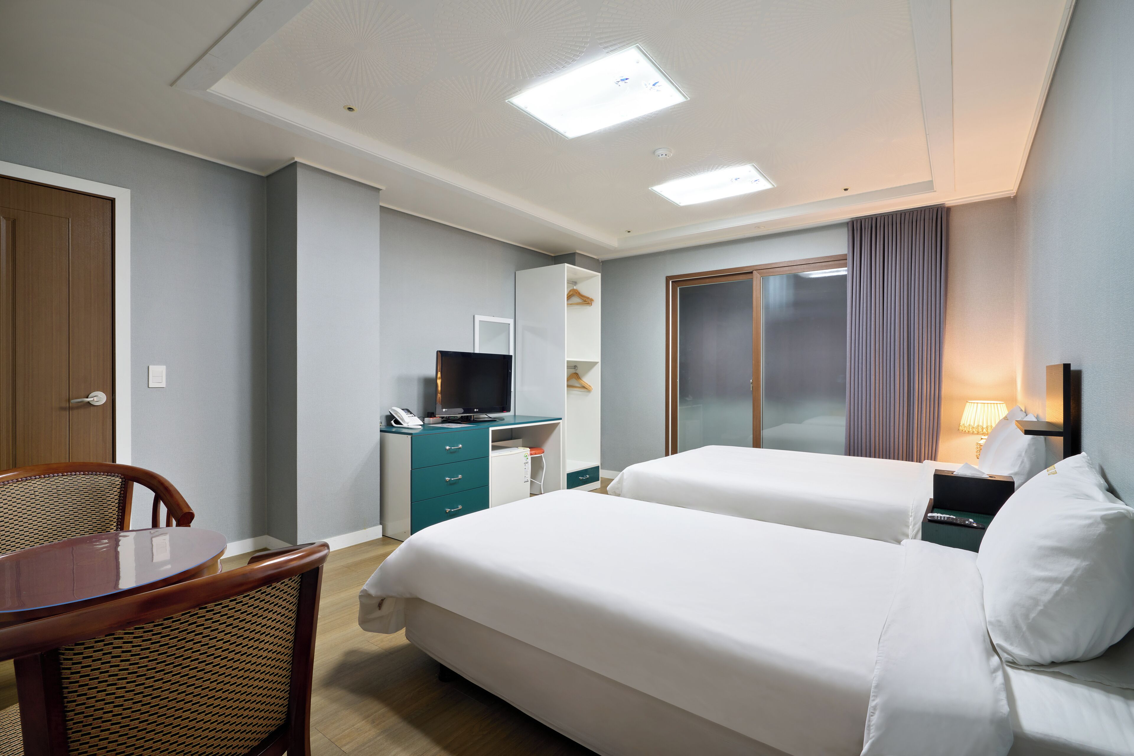 Photo - Yeongdeungpo VIP Hotel