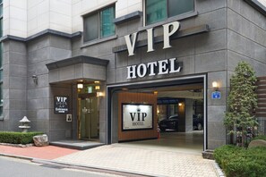 Lối vào nơi lưu trú