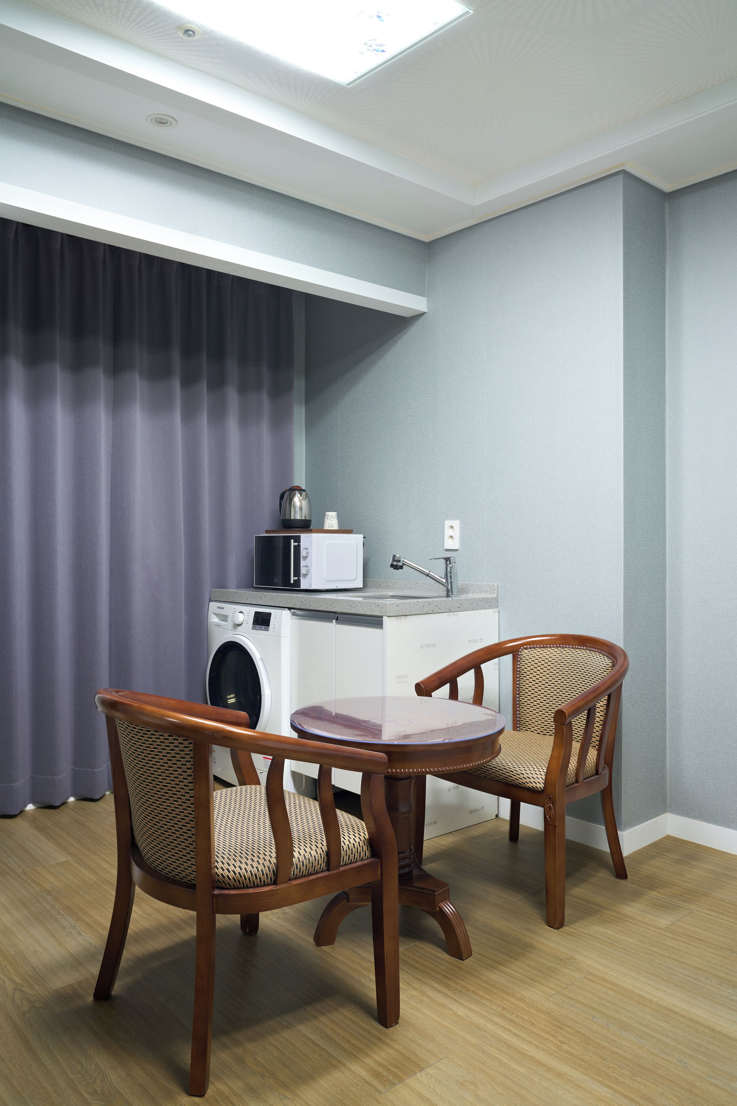 Photo - Yeongdeungpo VIP Hotel