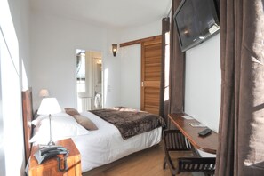 Comfort Double Room (Shower)