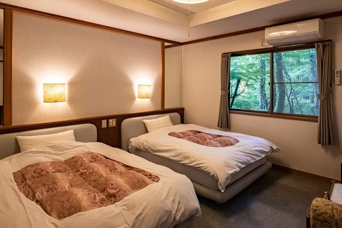 Caja de seguridad en la habitación, wifi gratis y ropa de cama 