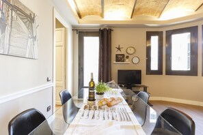Interior - AinB Eixample Miró Apartments (Barcelona)