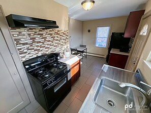 Private kitchen - Travel Inn & Suites (Flemington)