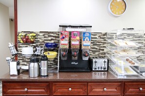 Free daily continental breakfast 