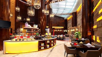 2 개의 레스토랑(퓨전 요리)