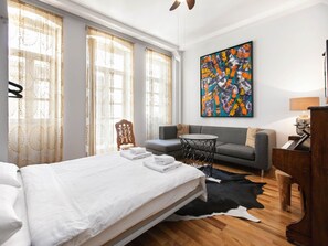 2 bedrooms, hypo-allergenic bedding, in-room safe