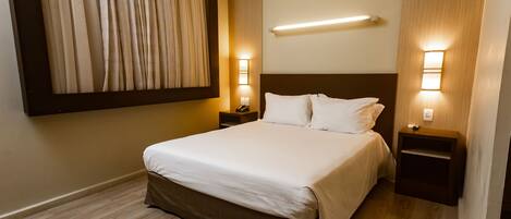 Habitació doble per a ús individual clàssica, 1 llit doble | Minibar, caixa forta a l'habitació i escriptori