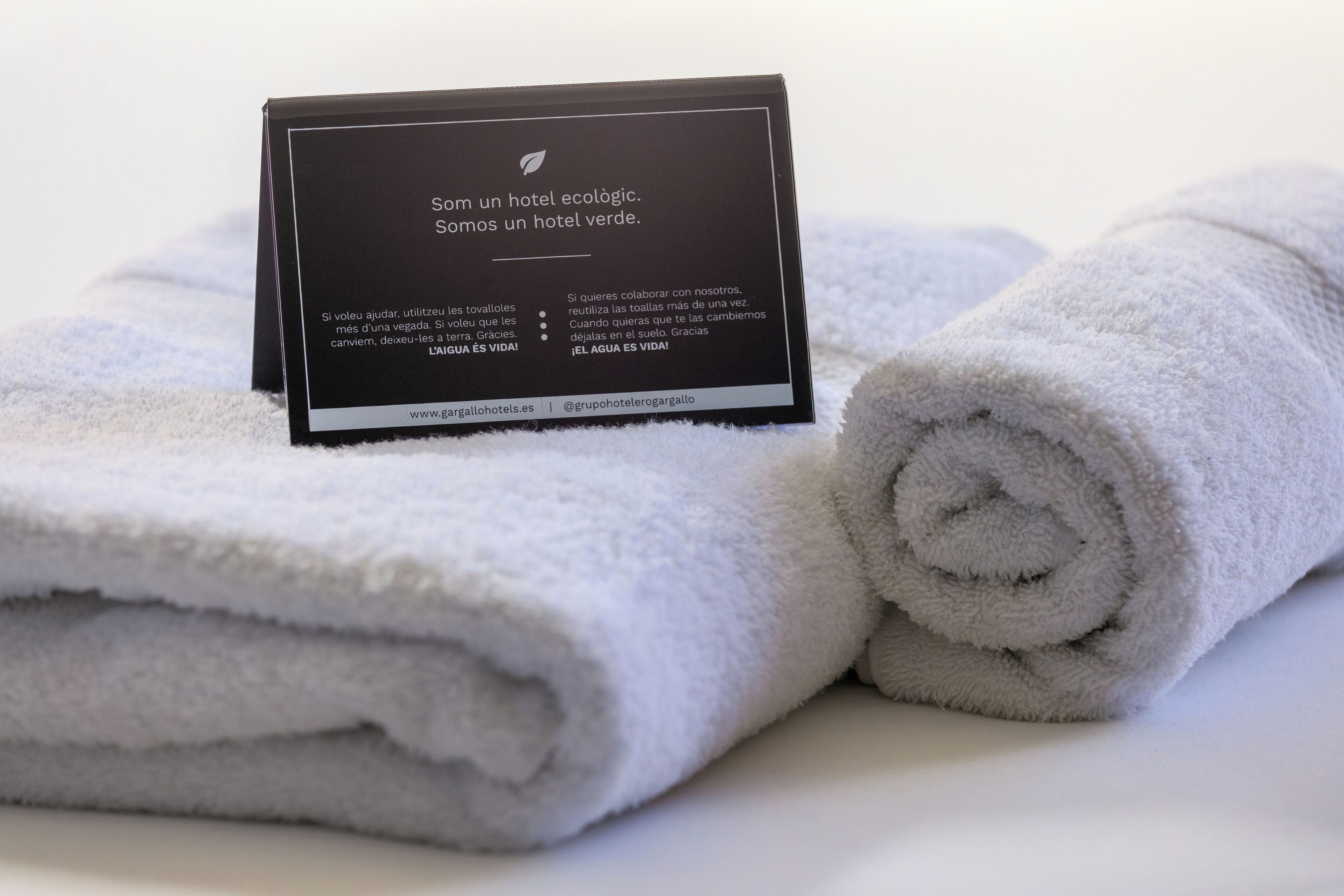 in-room safe, desk, laptop workspace, blackout curtains