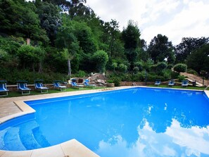 Outdoor pool, sun loungers