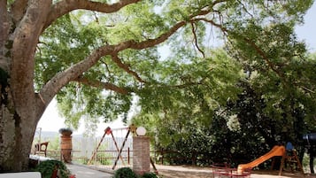 Children's play area - outdoor
