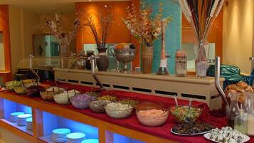 Dagelijks ontbijtbuffet (ILS 65 per persoon)