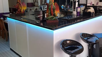 Bar (en el alojamiento)