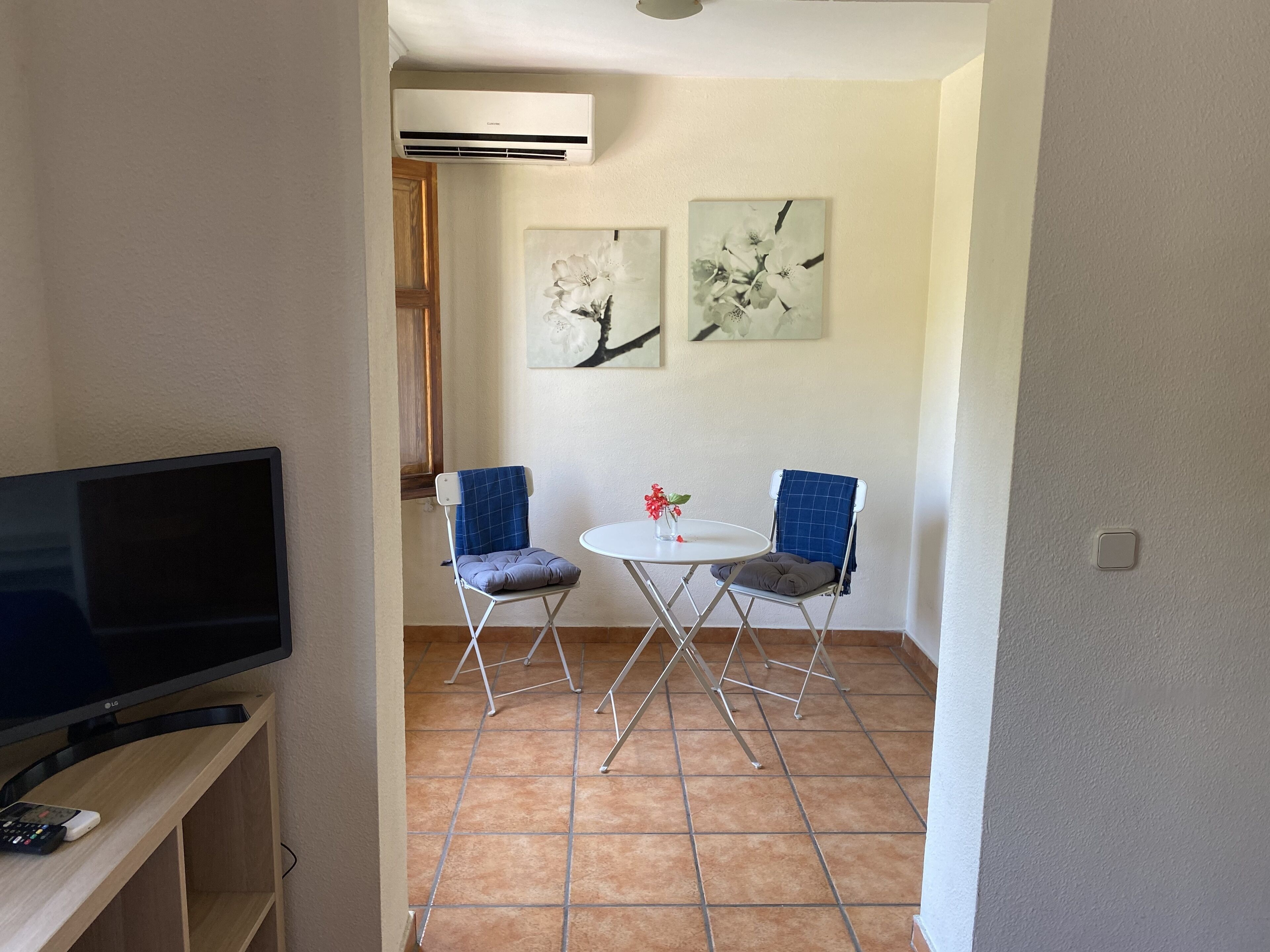 Foto - Hostal Moscatel