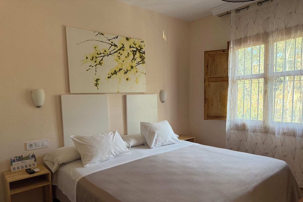 1 bedroom, blackout drapes, WiFi (free), bed sheets