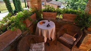 Departamento tradicional, 1 habitación, chimenea, vista a la colina (NINFEE) | Terraza o patio