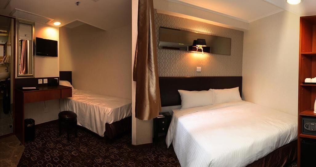 Photo - Lander Hotel Prince Edward