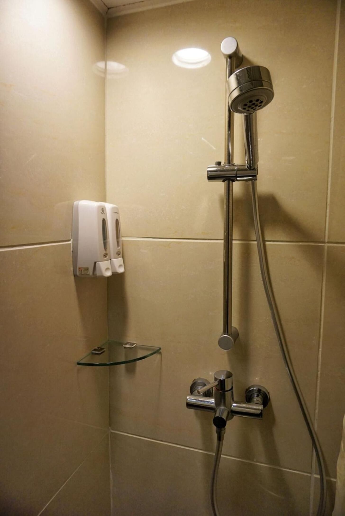 Photo - Lander Hotel Prince Edward