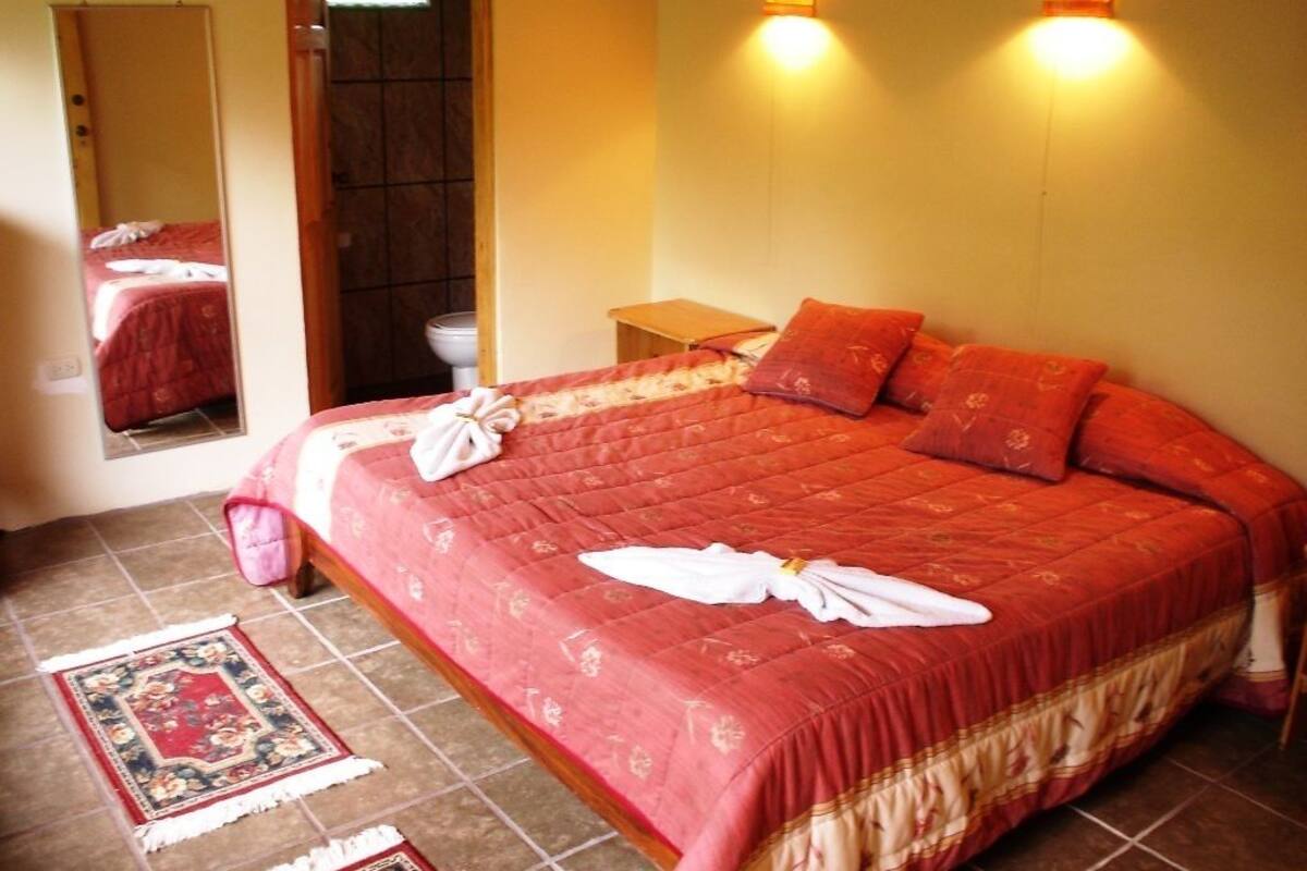 Standard Double Room | Minibar, in-room safe, laptop workspace, free WiFi