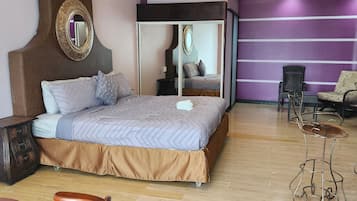 Cubrecamas, decoración personalizada y muebles diferentes