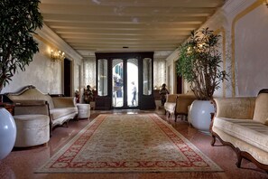 Lobby - Hotel Ai Reali di Venezia (Venice)