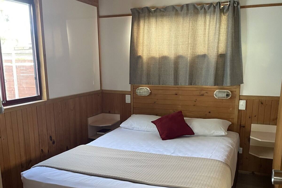 Bungalow, 2 phòng ngủ | Bàn ủi/dụng cụ ủi quần áo 