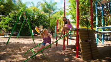 Children’s play area – outdoor