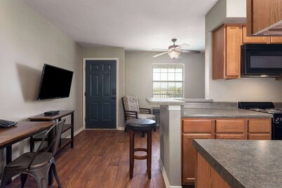 Eagle's Den Three Rivers Texas a Travelodge by Wyndham