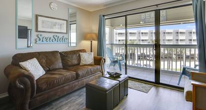 Casa Del Mar Beach Suites by AB Sea Resorts