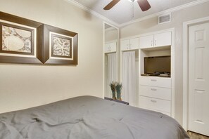 Family Condo | 1 bedroom, premium bedding, individually decorated - Casa Del Mar Beach Suites by AB Sea Resorts (Galveston)