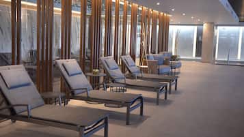 Espace de soins pour les couples, sauna, bain à remous